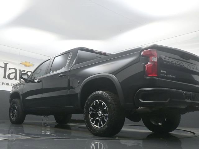 Used 2023 Chevrolet Silverado 1500 ZR2 image 5