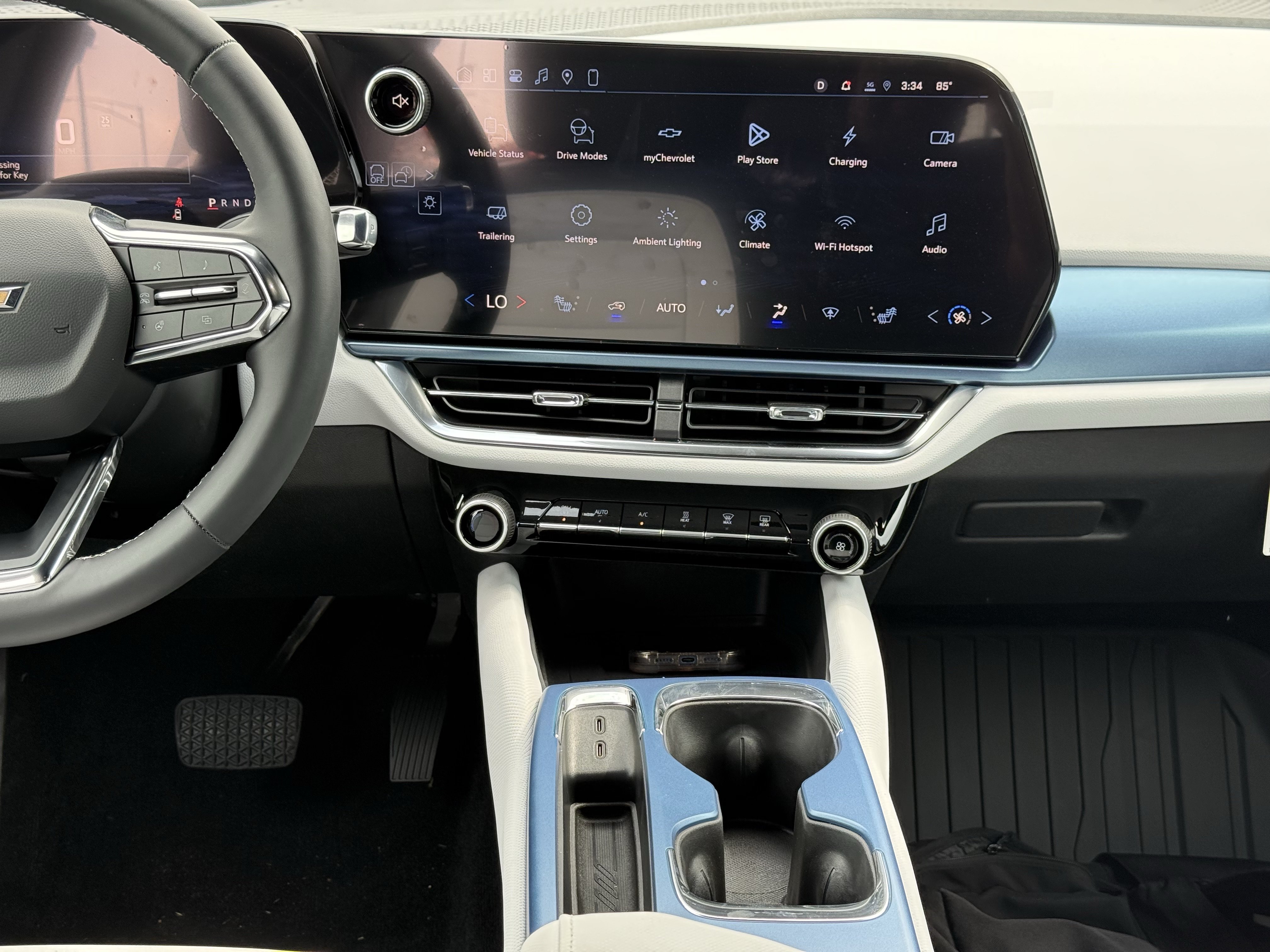 New 2026 Chevrolet Equinox EV LT FWD image 29