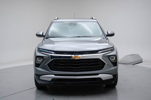 Used 2024 Chevrolet TrailBlazer LT w/ Driver Confidence Package FWD image 12
