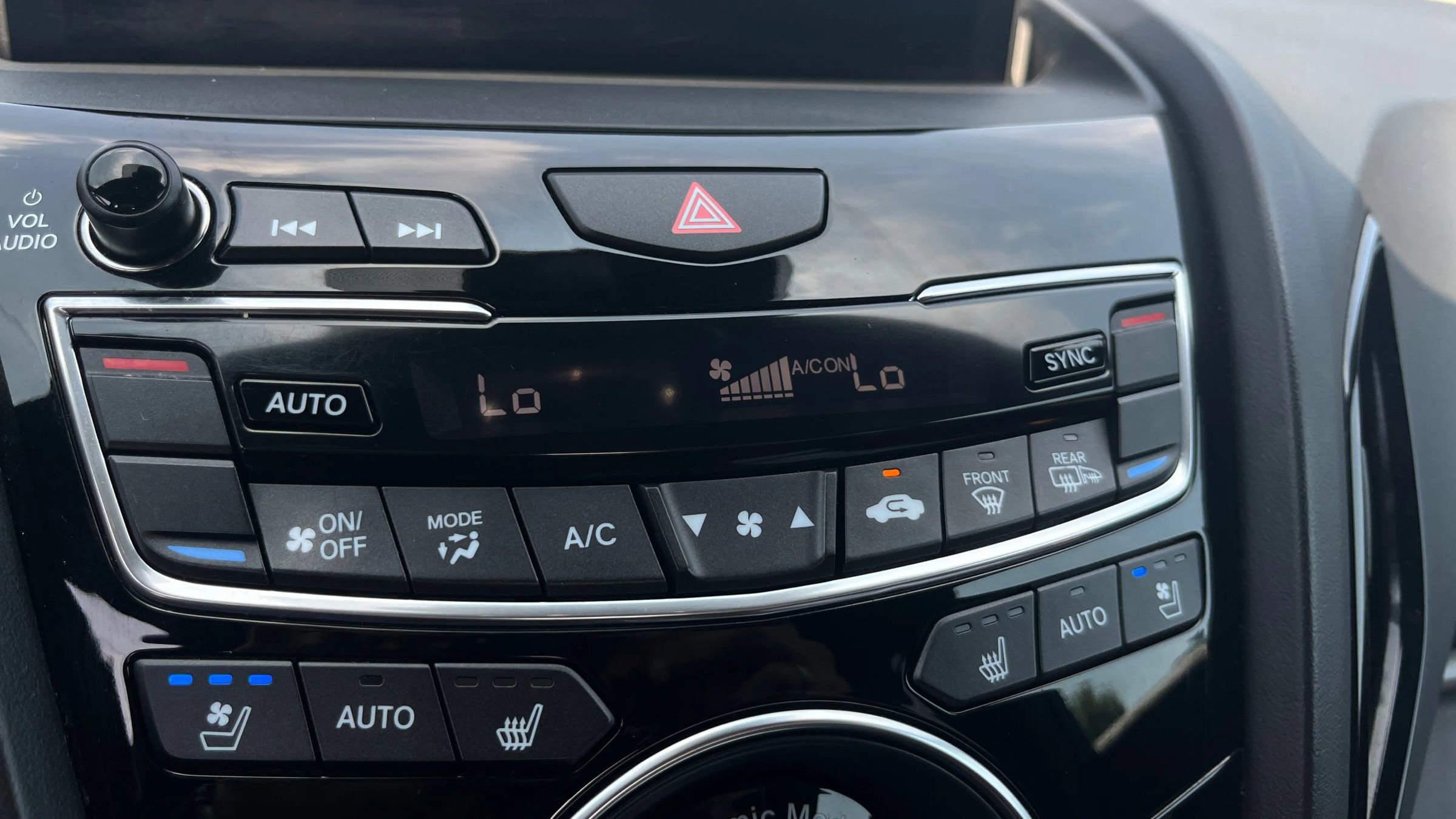 Used 2021 Acura RDX A-Spec image 26