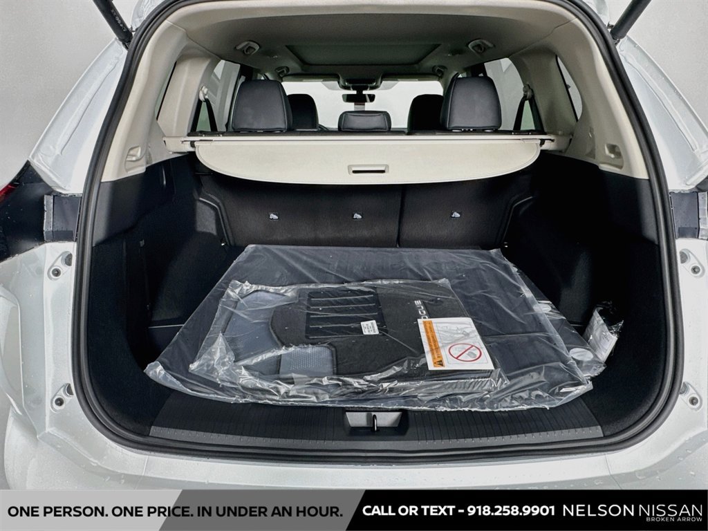 New 2026 Nissan Rogue Dark Armor FWD image 25