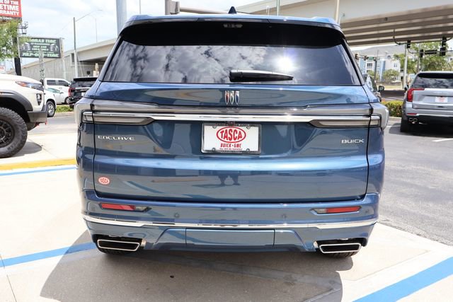 New 2026 Buick Enclave Avenir FWD image 6