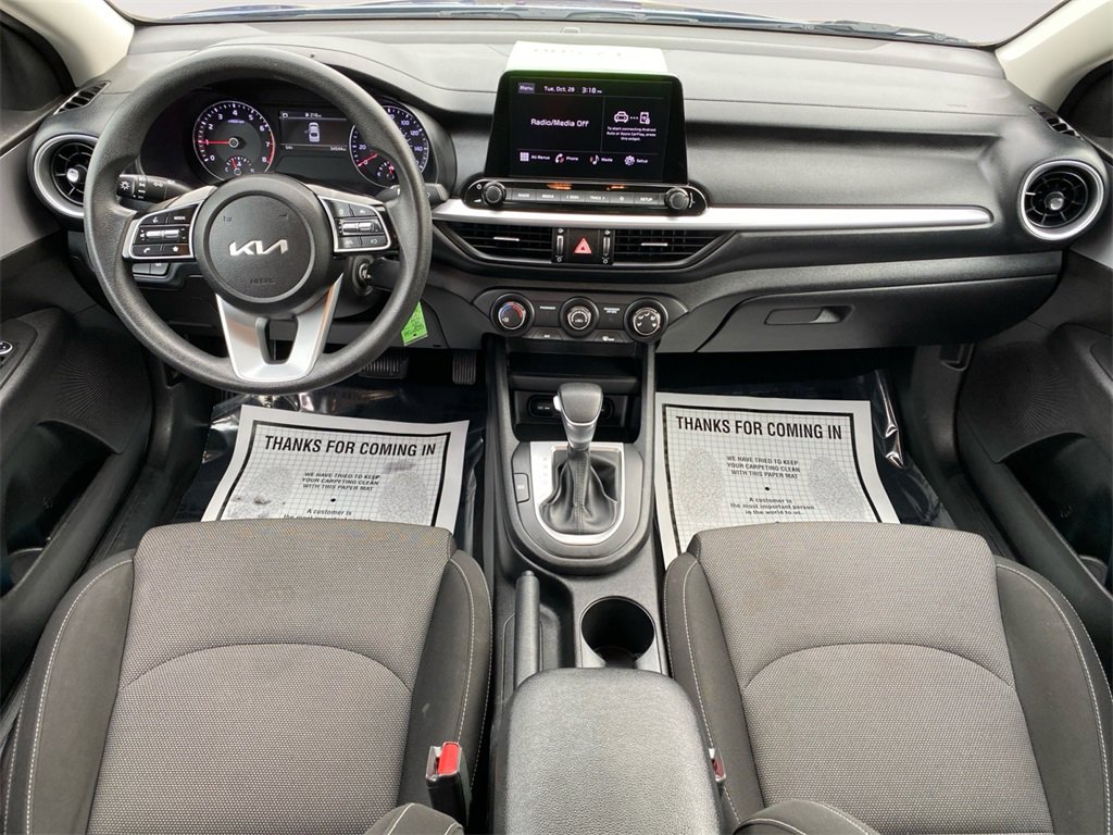 Used 2023 Kia Forte LXS image 10