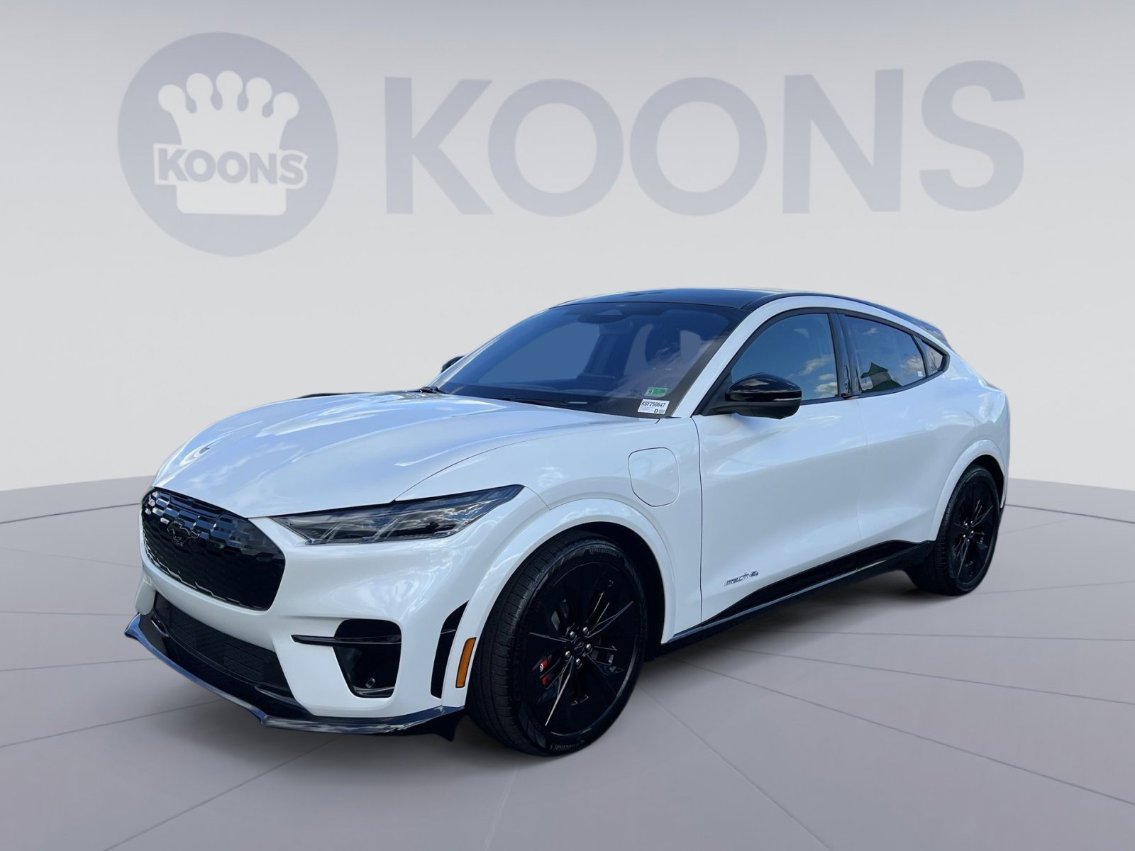 New 2025 Ford Mustang Mach-E GT image 1