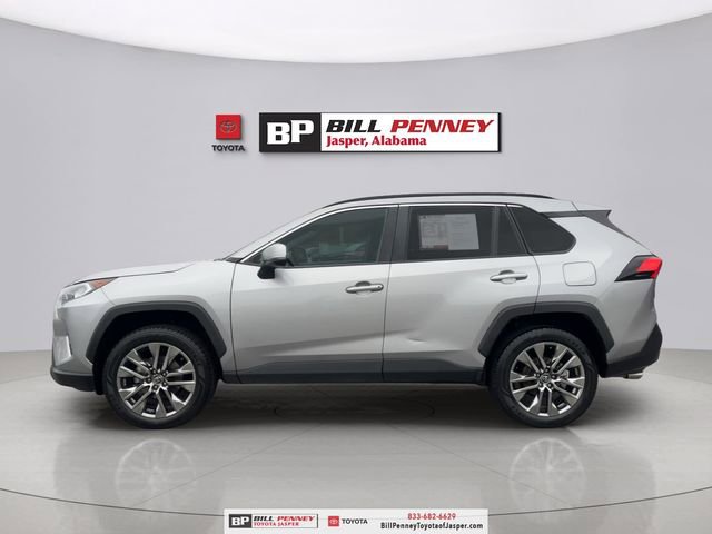 Used 2020 Toyota RAV4 XLE Premium image 2