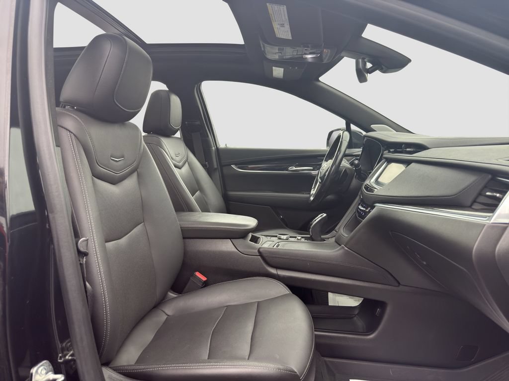 Used 2020 Cadillac XT5 Premium Luxury AWD/4WD image 26