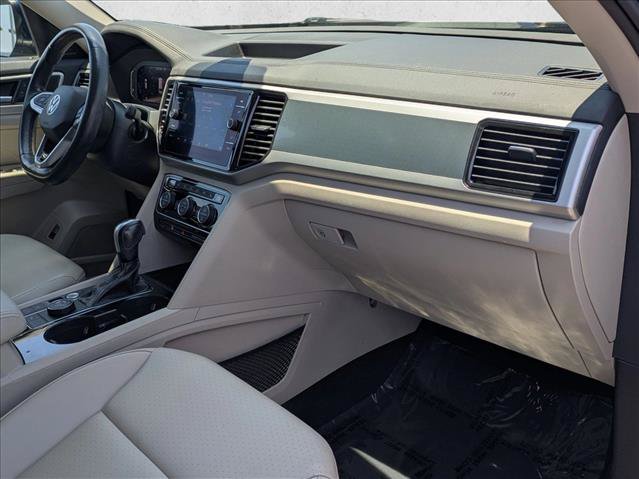 Used 2022 Volkswagen Atlas SEL R-Line AWD/4WD image 24