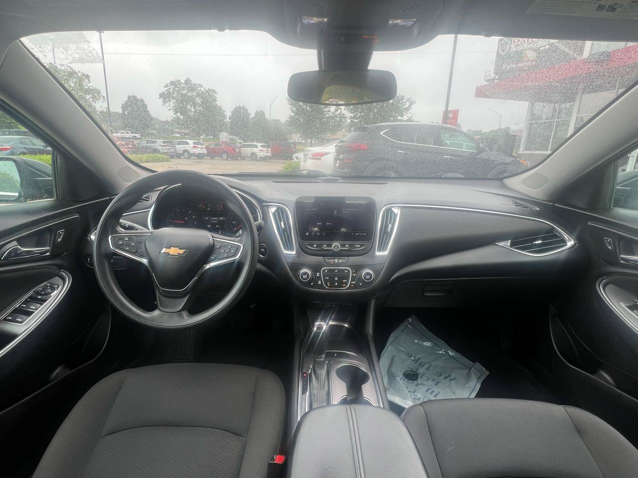 Used 2020 Chevrolet Malibu LT FWD image 11
