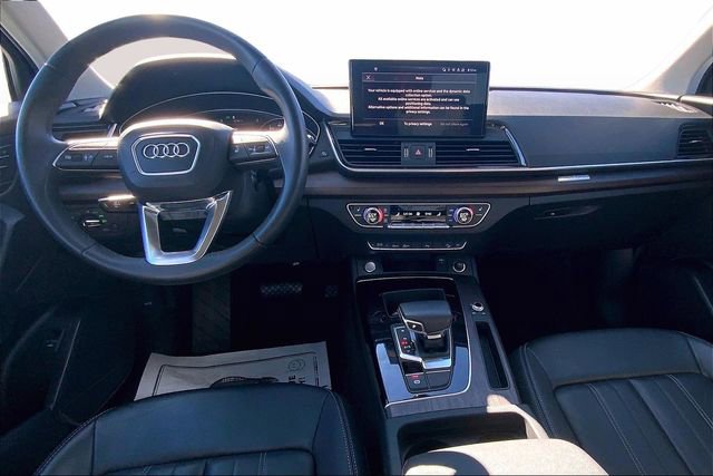 Used 2023 Audi Q5 2.0T Premium w/ Convenience Package AWD/4WD image 15