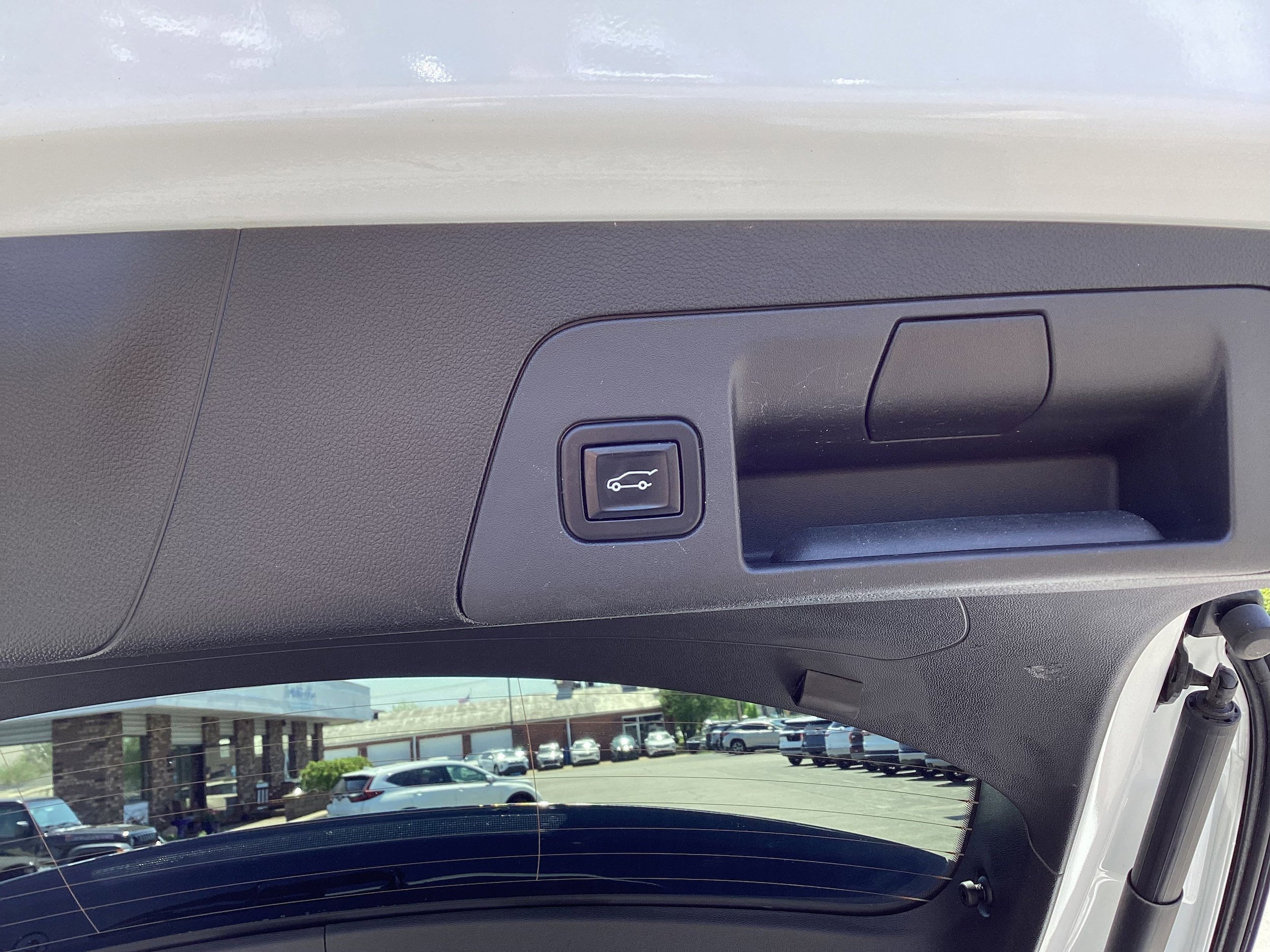 Used 2022 Buick Envision Preferred FWD image 15