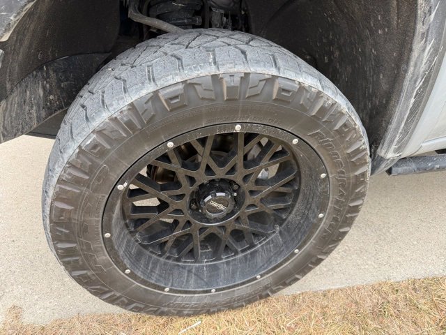 Used 2024 GMC Sierra 1500 AT4X w/ AT4X AEV Edition image 8