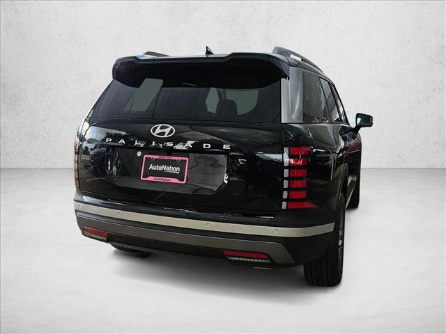 Certified 2026 Hyundai Palisade SEL FWD image 2