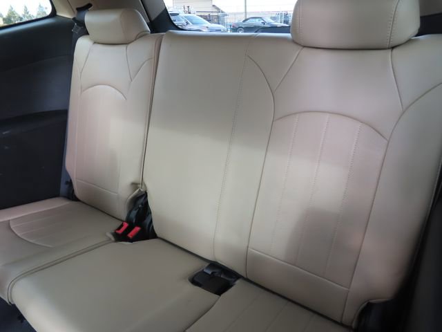 Used 2012 Chevrolet Traverse LTZ image 38