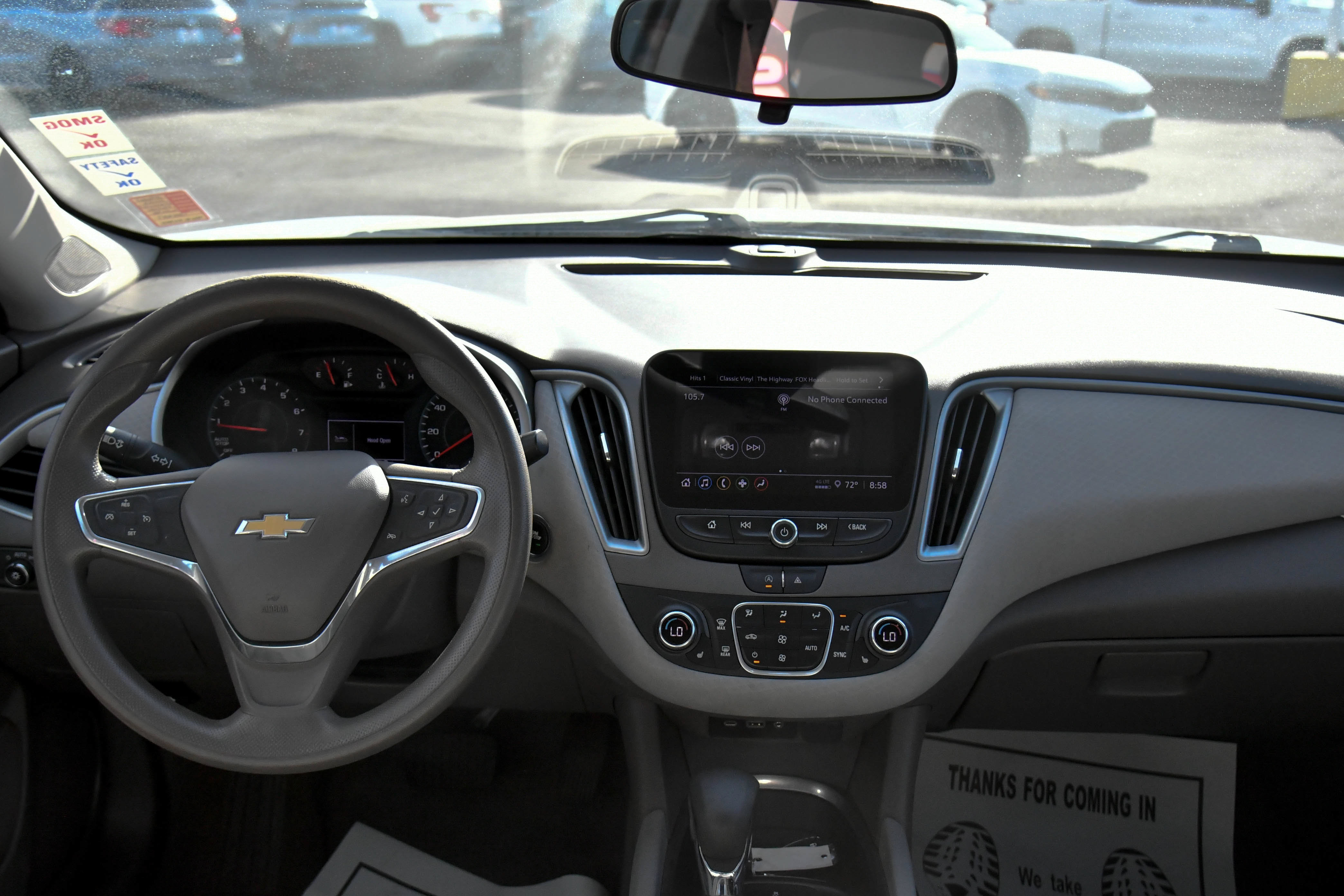 Used 2022 Chevrolet Malibu LT FWD image 34