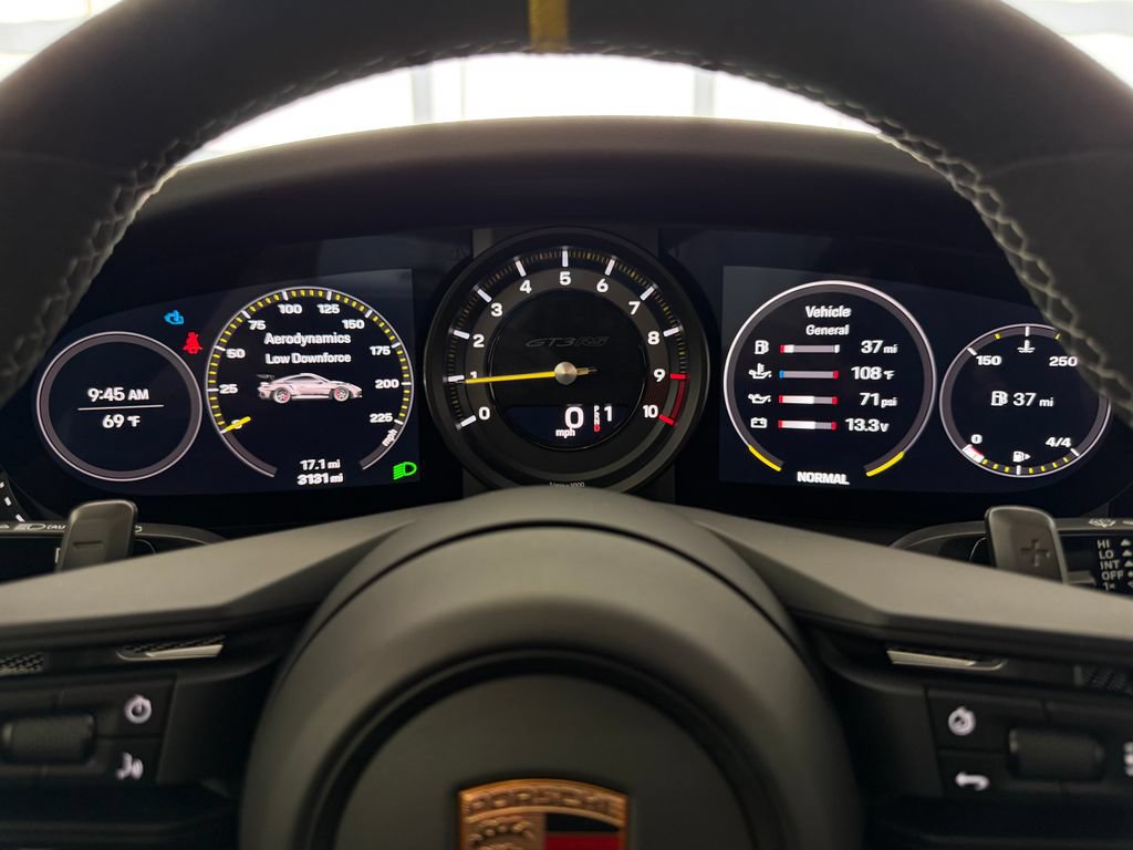 Certified 2025 Porsche 911 GT3 RS RWD image 19
