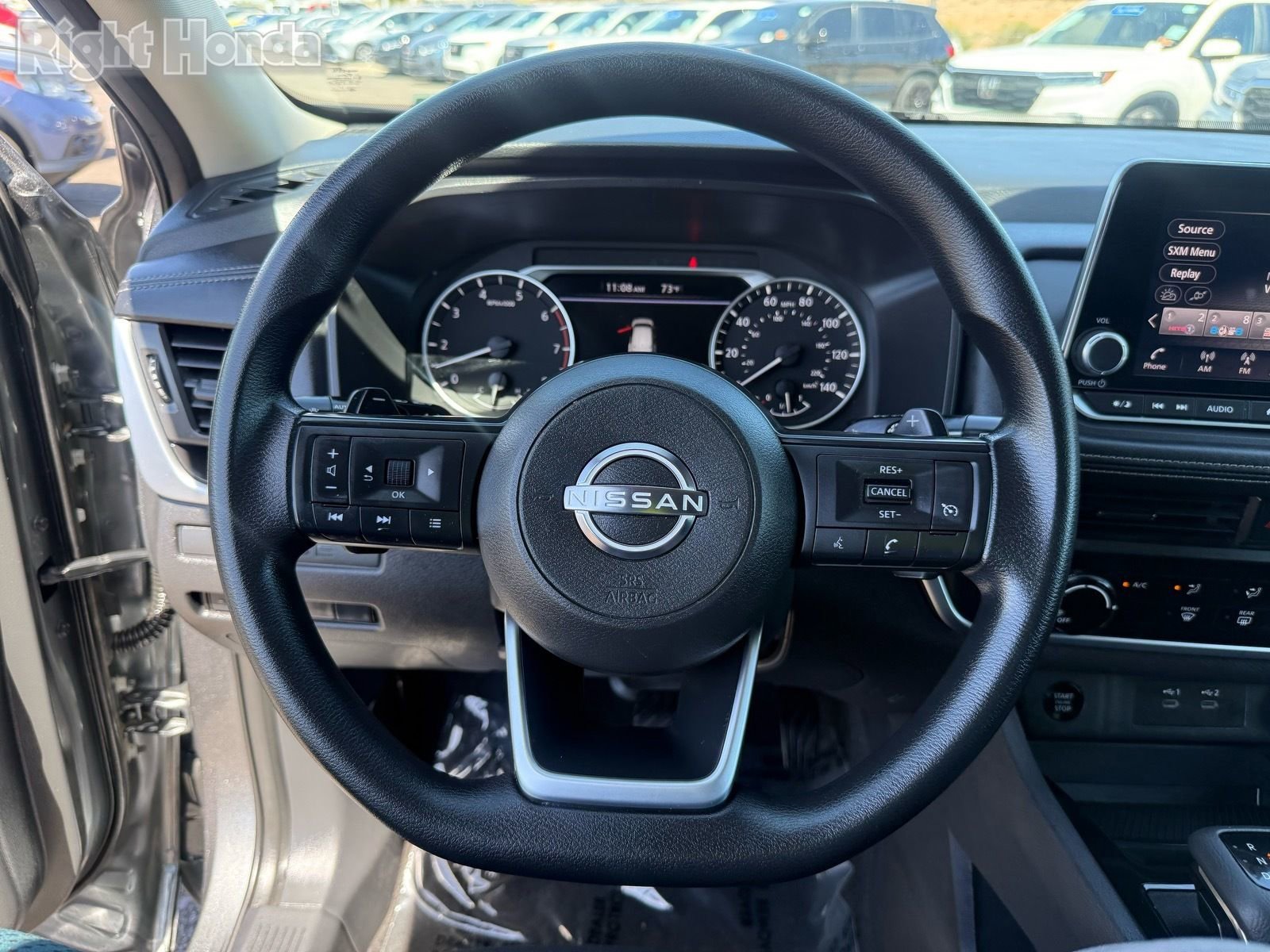 Used 2024 Nissan Rogue S image 16