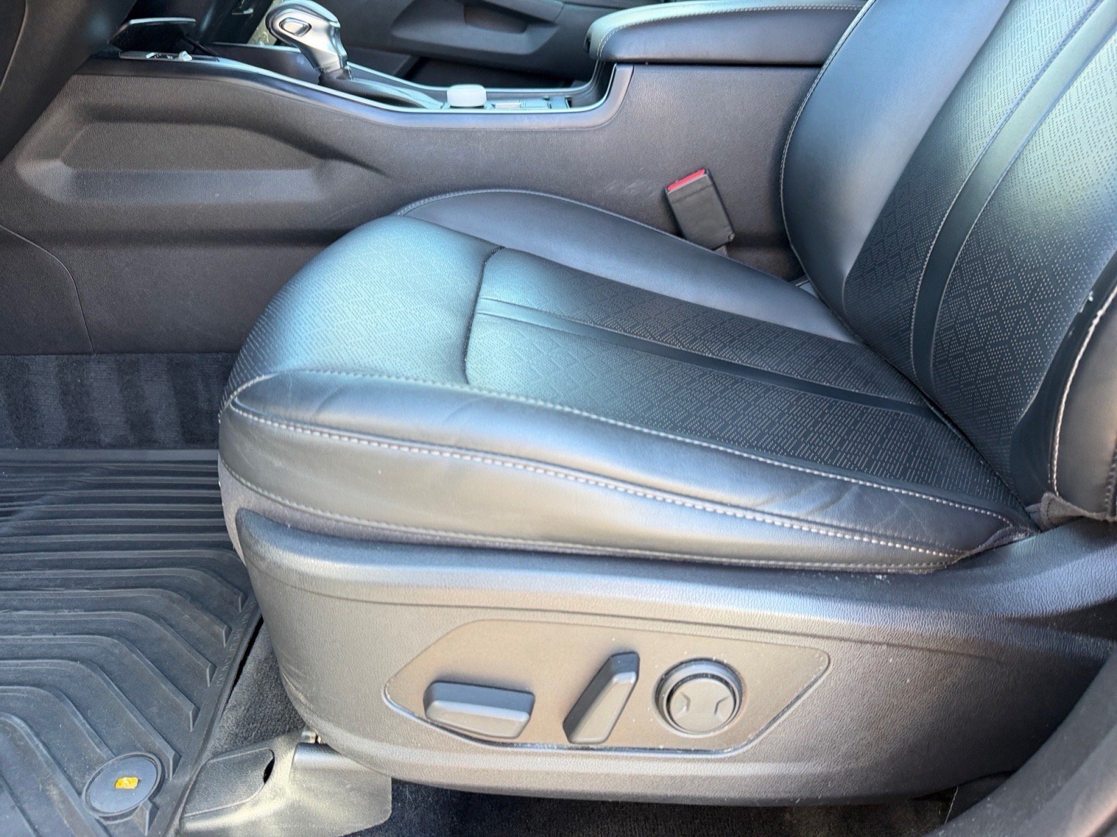 Used 2021 Kia Sorento EX AWD/4WD image 11