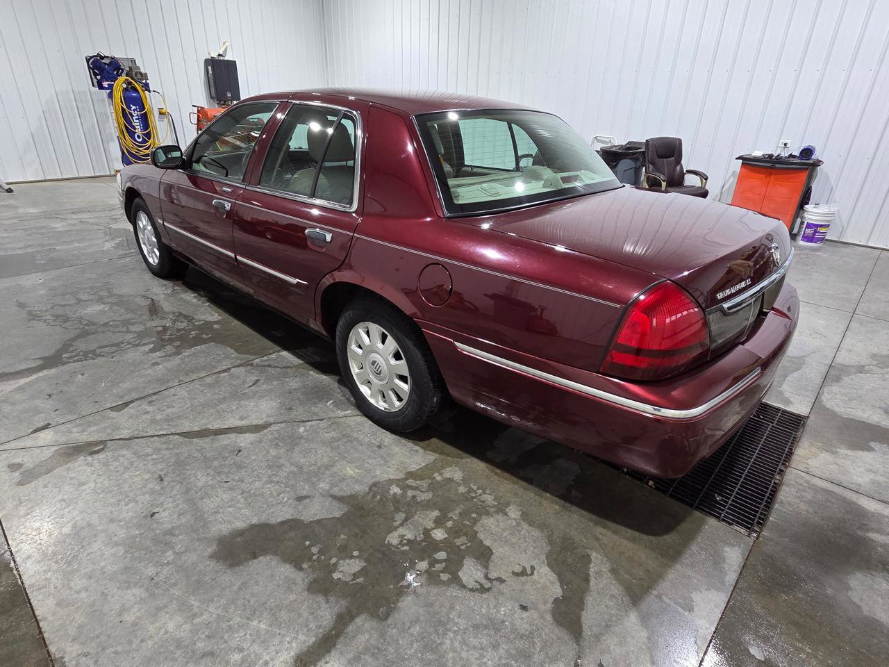 Used 2007 Mercury Grand Marquis LS image 7