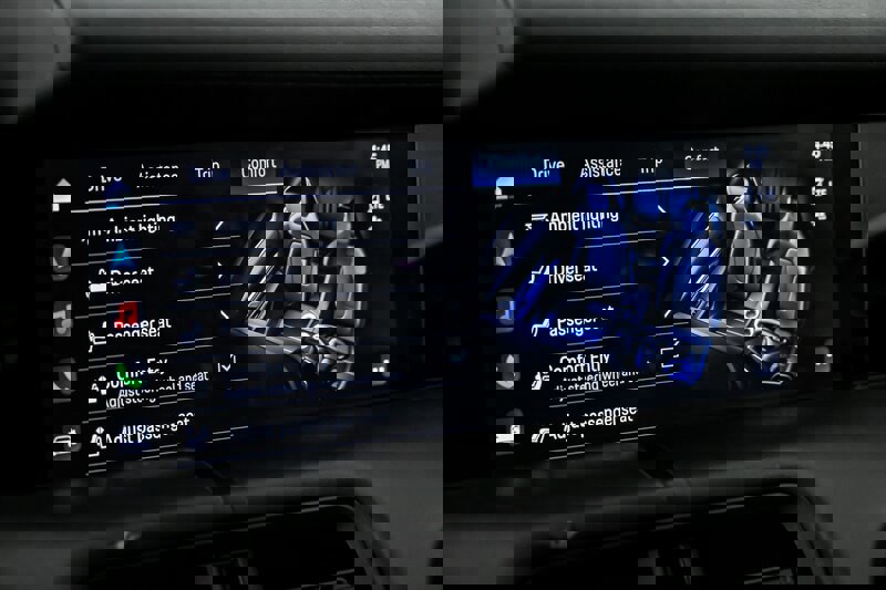 Used 2021 Porsche Taycan image 35