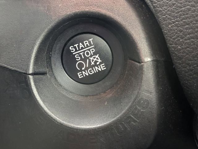 Used 2021 Jeep Renegade Latitude w/ Convenience Group image 23