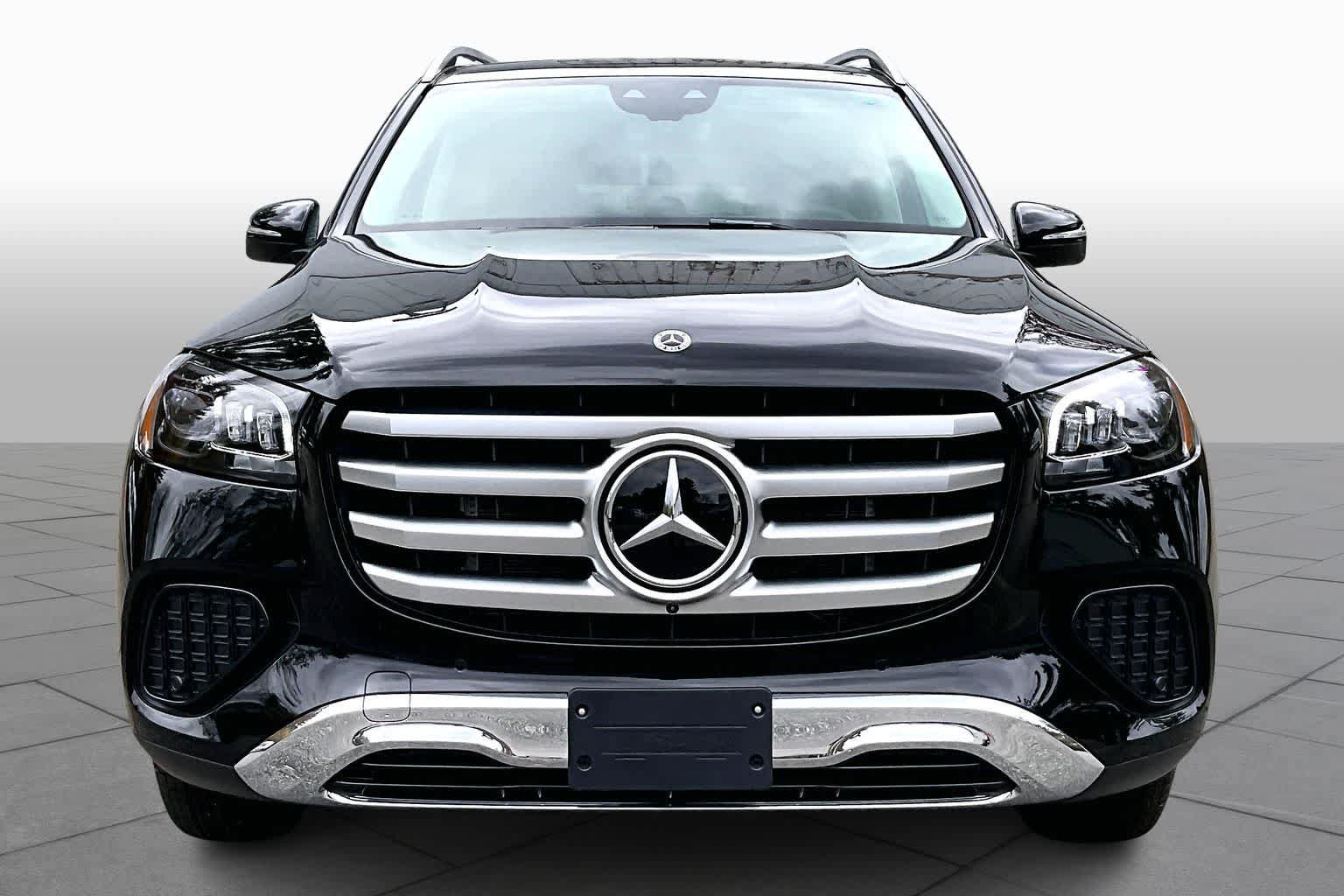 New 2026 Mercedes-Benz GLS 450 4MATIC image 3