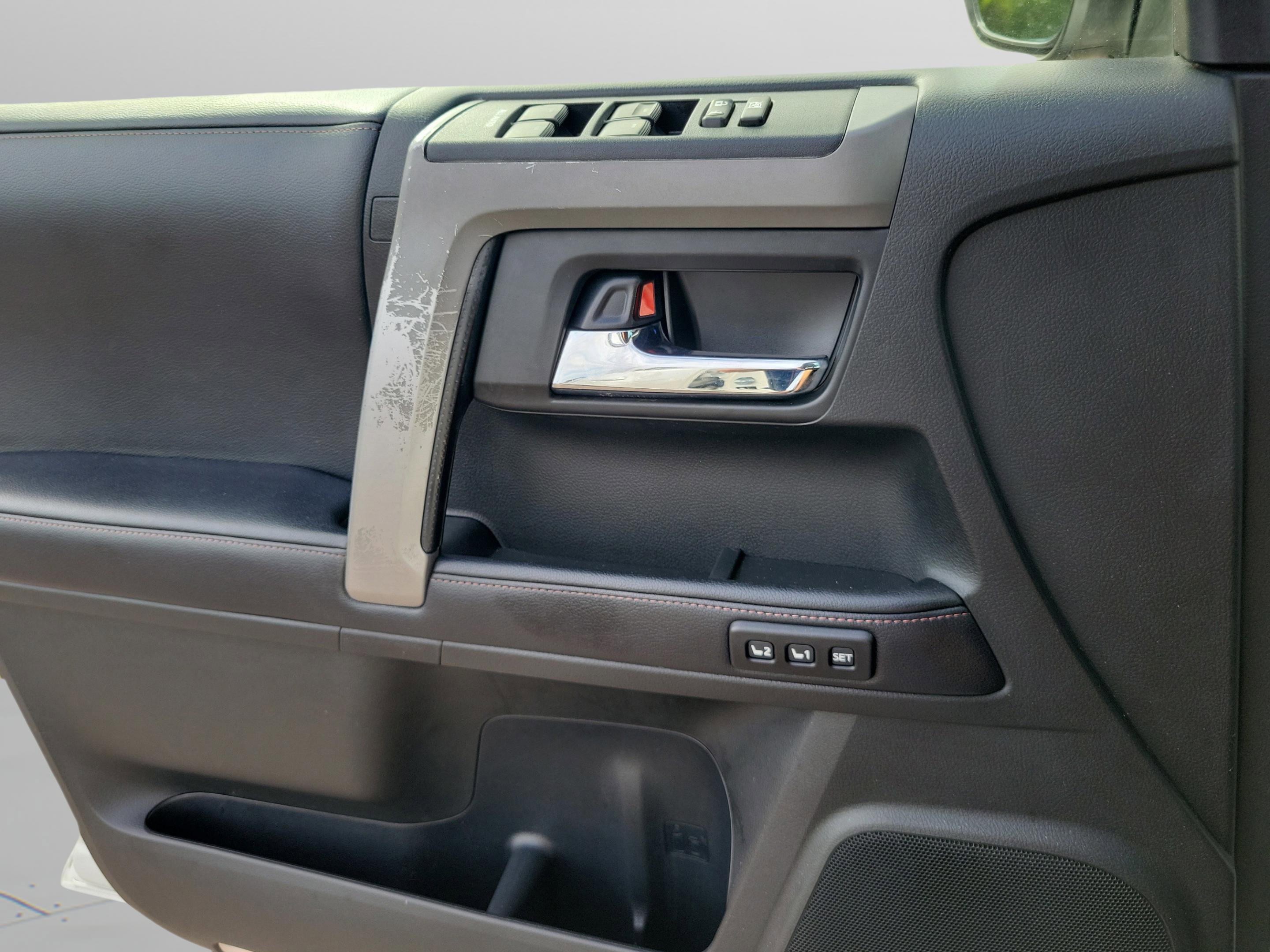 Used 2018 Toyota 4Runner Limited image 20