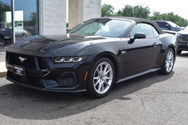 Used 2024 Ford Mustang GT Premium RWD image 12