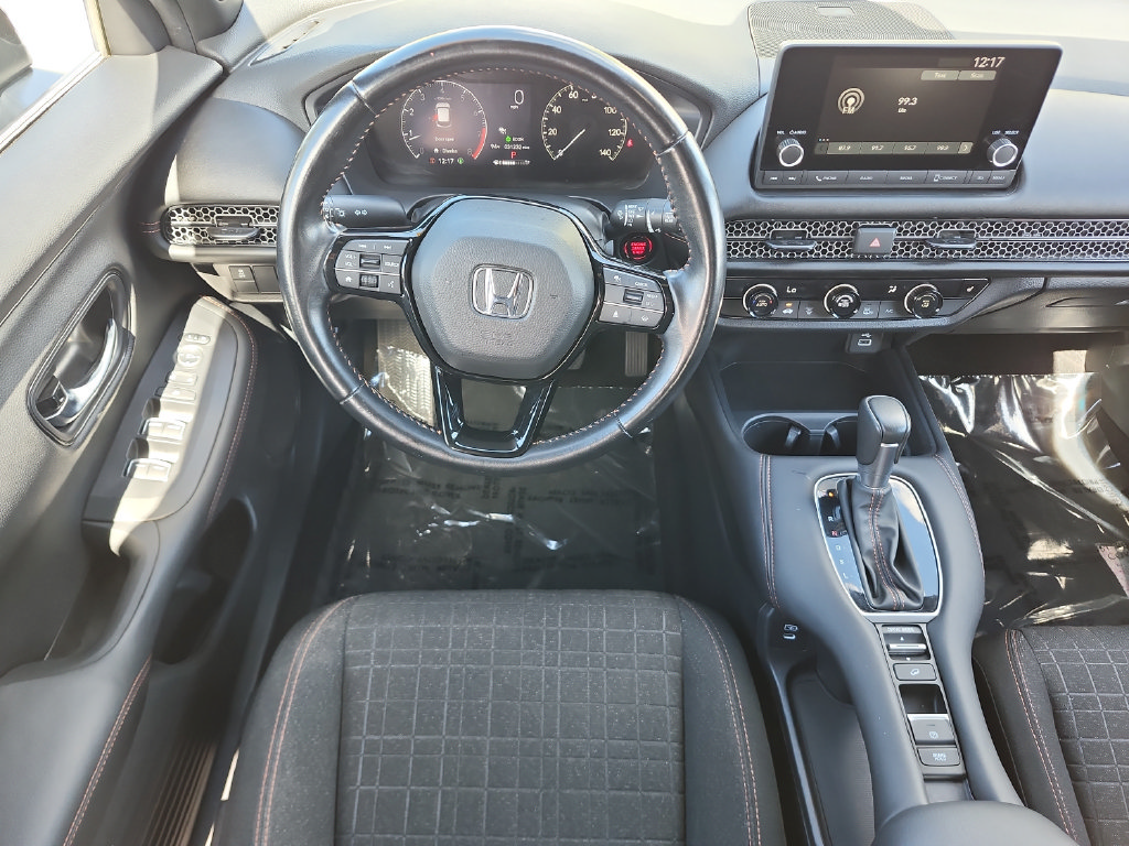 Used 2025 Honda HR-V Sport image 18
