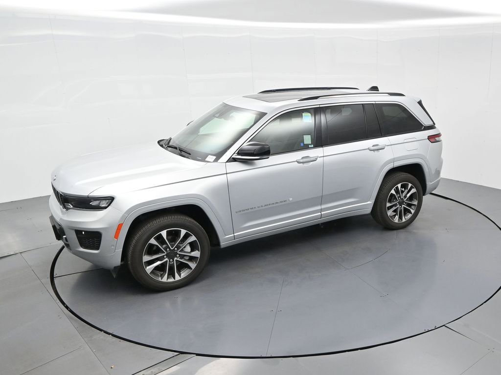 Used 2023 Jeep Grand Cherokee Overland image 55