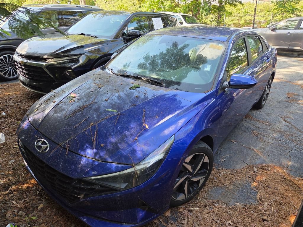 Used 2023 Hyundai Elantra SEL w/ Convenience Package FWD video 1