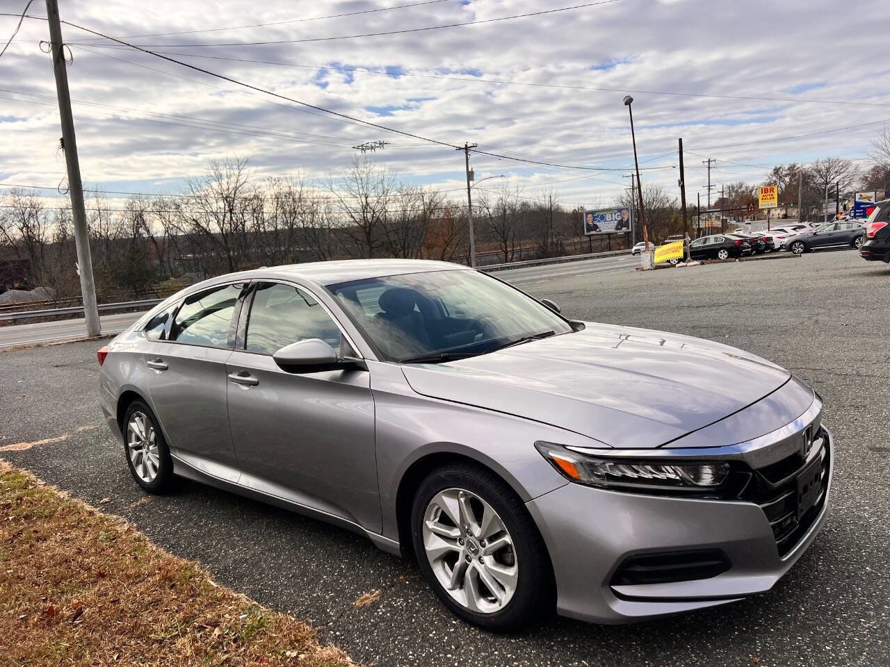 Used 2018 Honda Accord LX image 4