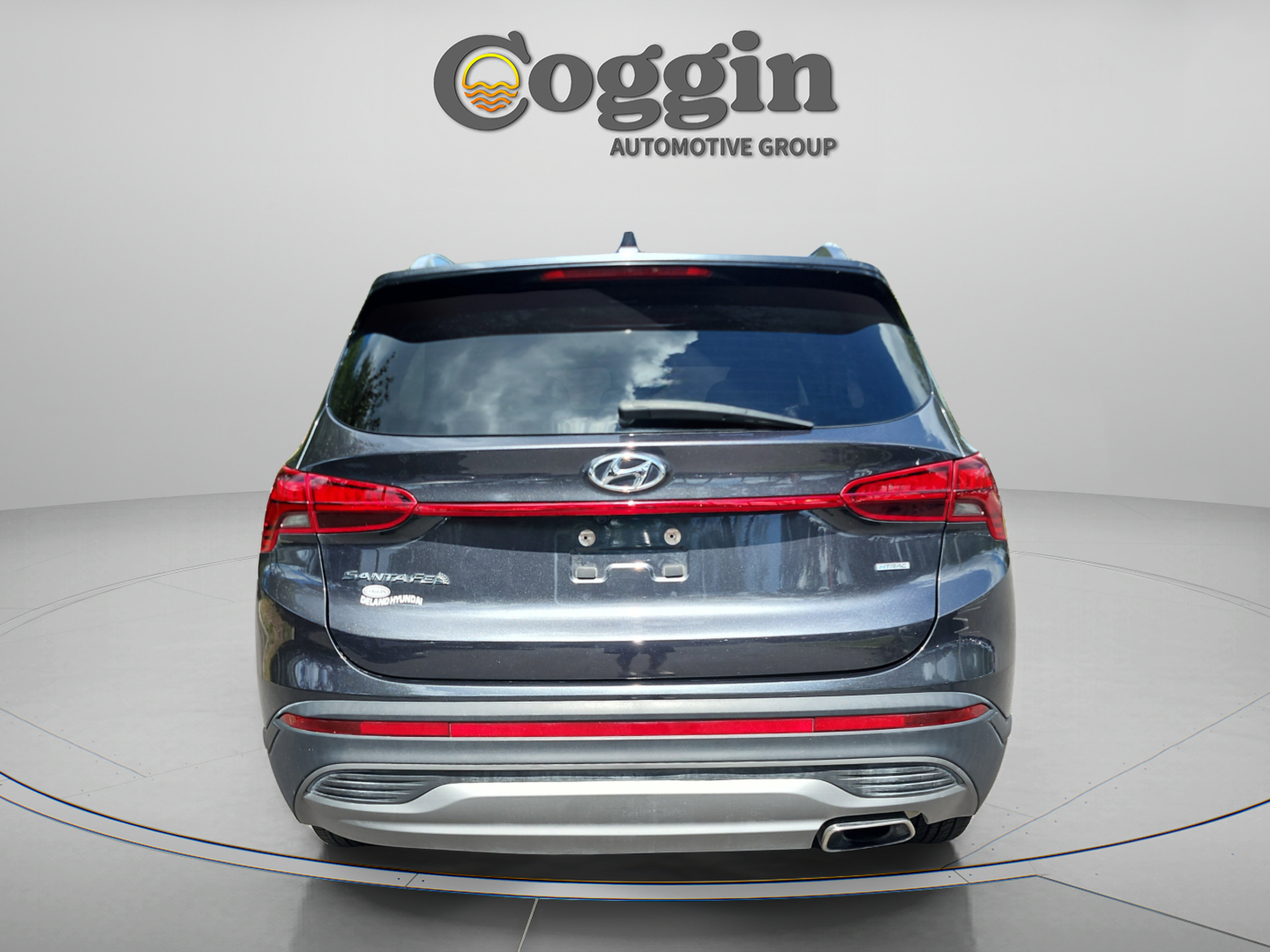 Certified 2023 Hyundai Santa Fe SEL w/ Cargo Package AWD/4WD image 4