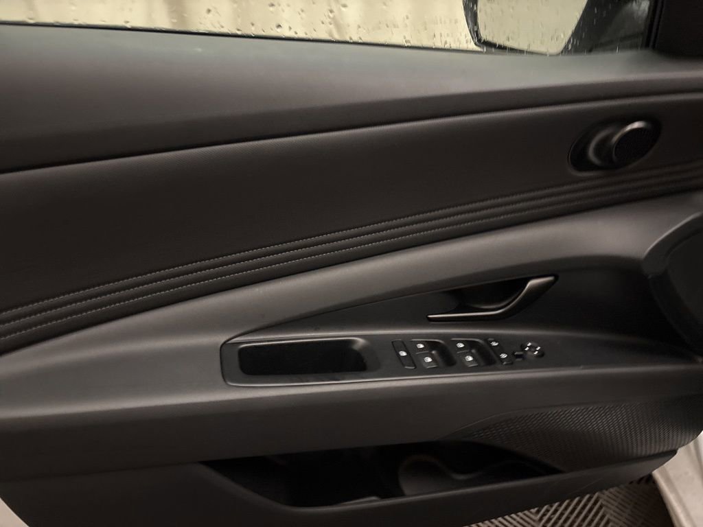 Certified 2026 Hyundai Elantra Sport FWD image 10