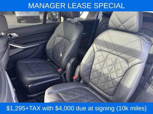 Certified 2025 BMW X7 xDrive40i w/ Premium Package image 30