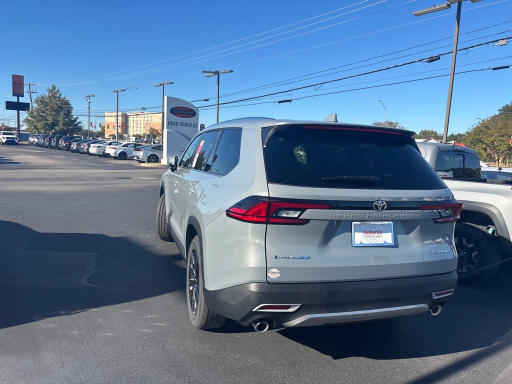 New 2026 Toyota Grand Highlander AWD Hybrid image 3