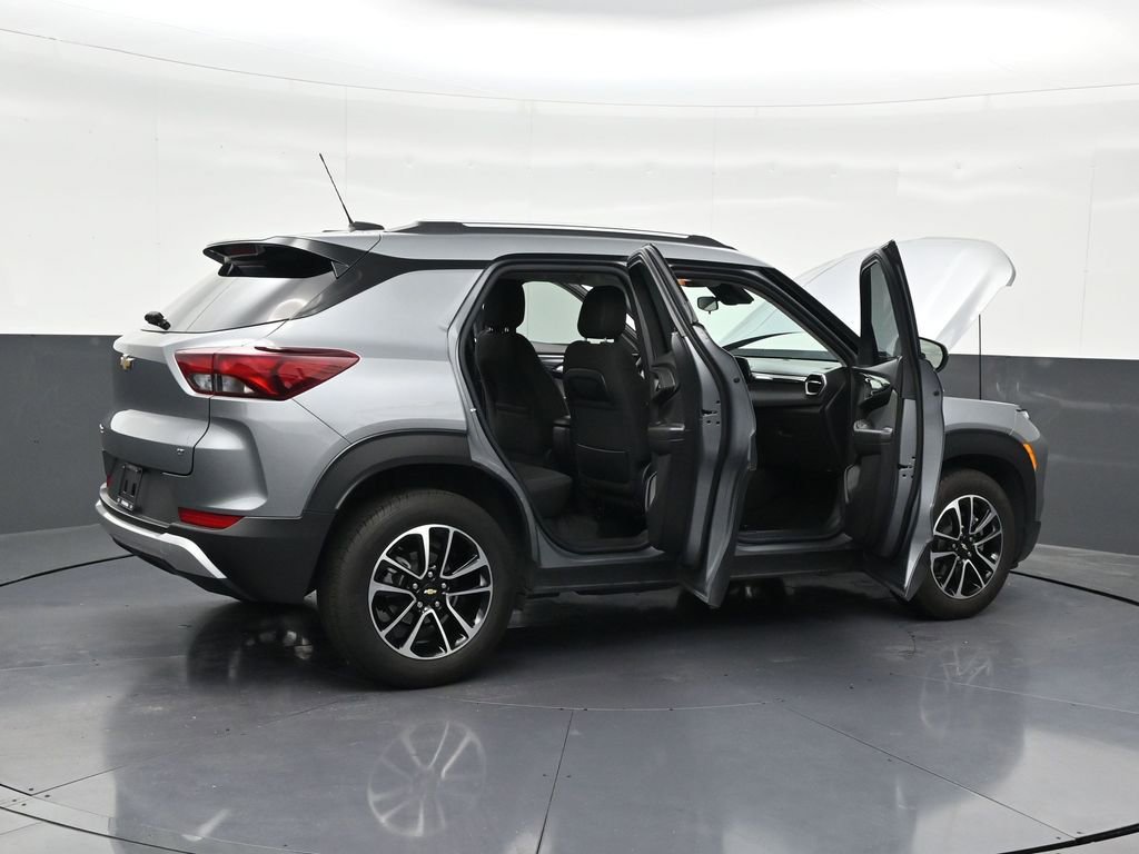 Used 2024 Chevrolet TrailBlazer LT FWD image 31