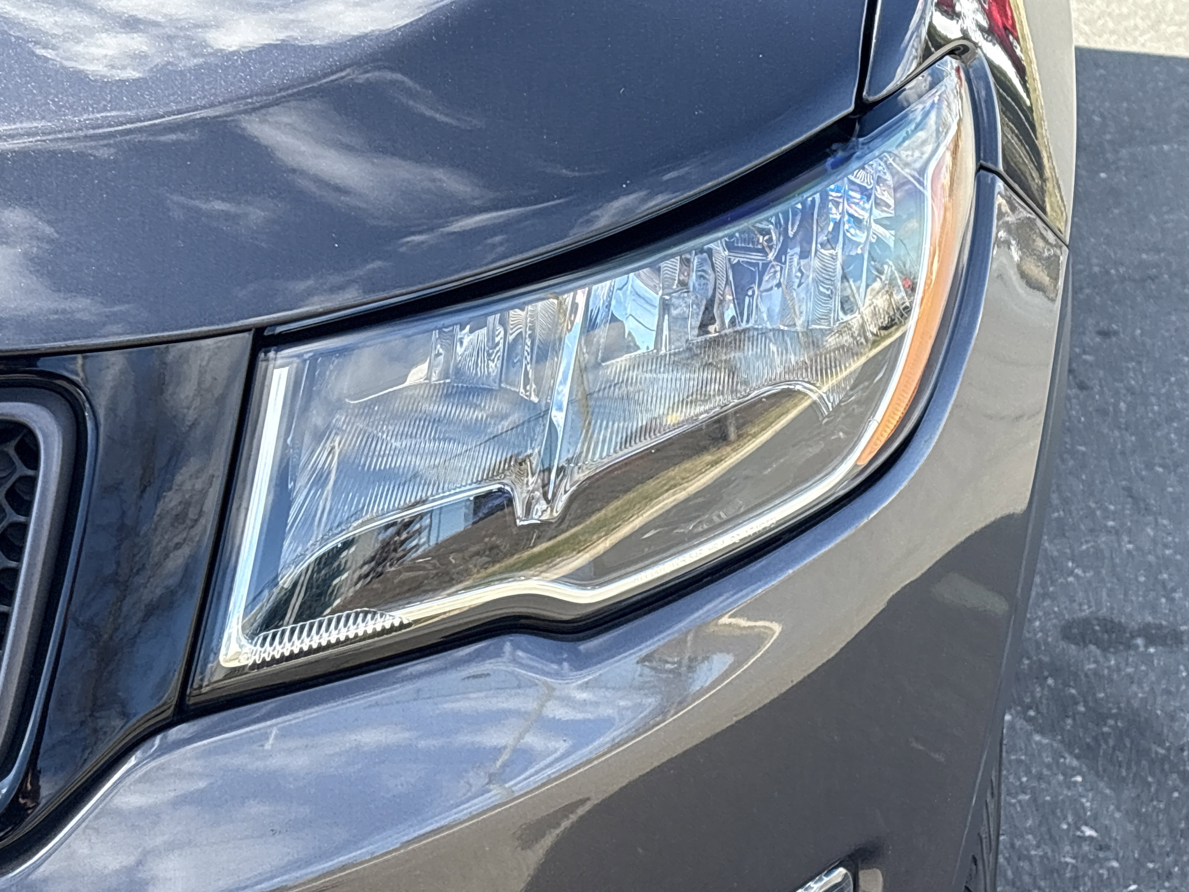 Certified 2021 Jeep Compass Latitude image 11