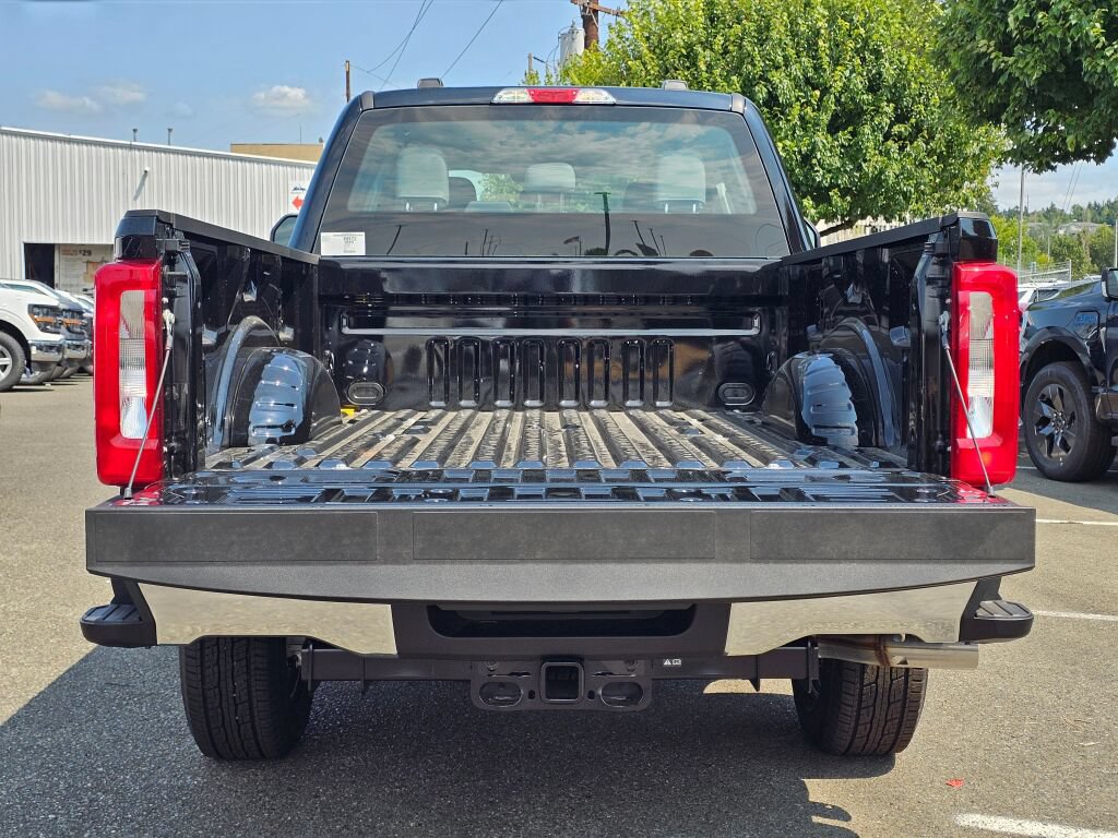 New 2026 Ford F350 XL w/ XL Chrome Package AWD/4WD image 10