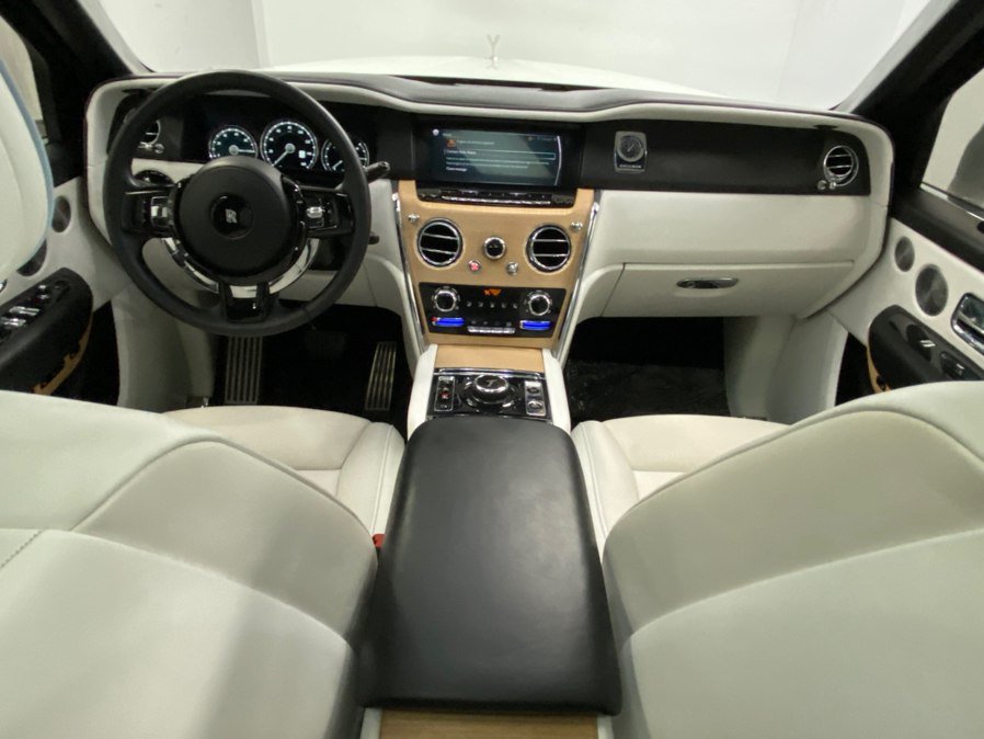 Used 2019 Rolls-Royce Cullinan AWD/4WD image 26