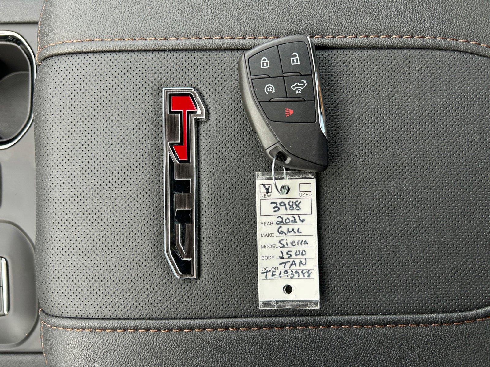 New 2026 GMC Sierra 2500 AT4 w/ AT4 Premium Plus Package image 29