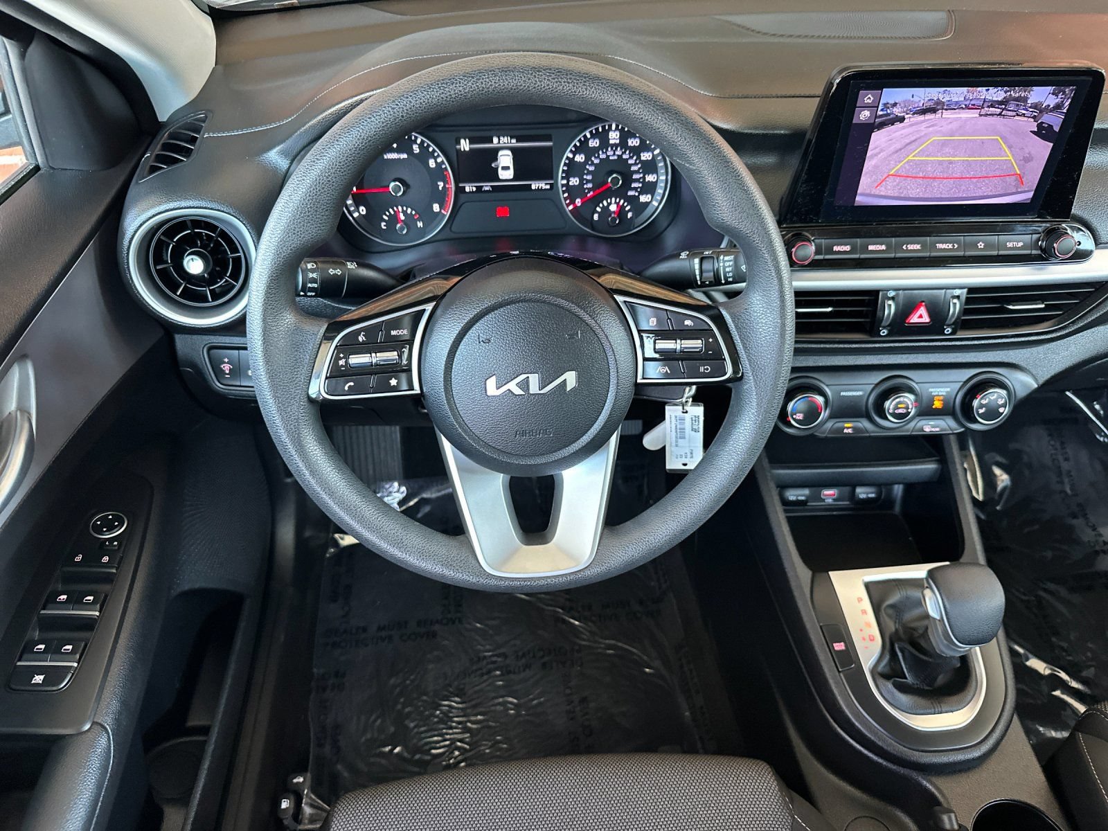 Certified 2023 Kia Forte LXS w/ LXS Technology Package FWD image 18