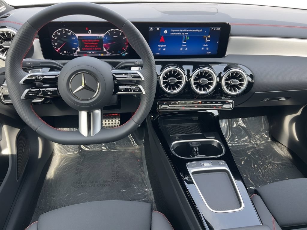 New 2025 Mercedes-Benz CLA 250 4MATIC image 5