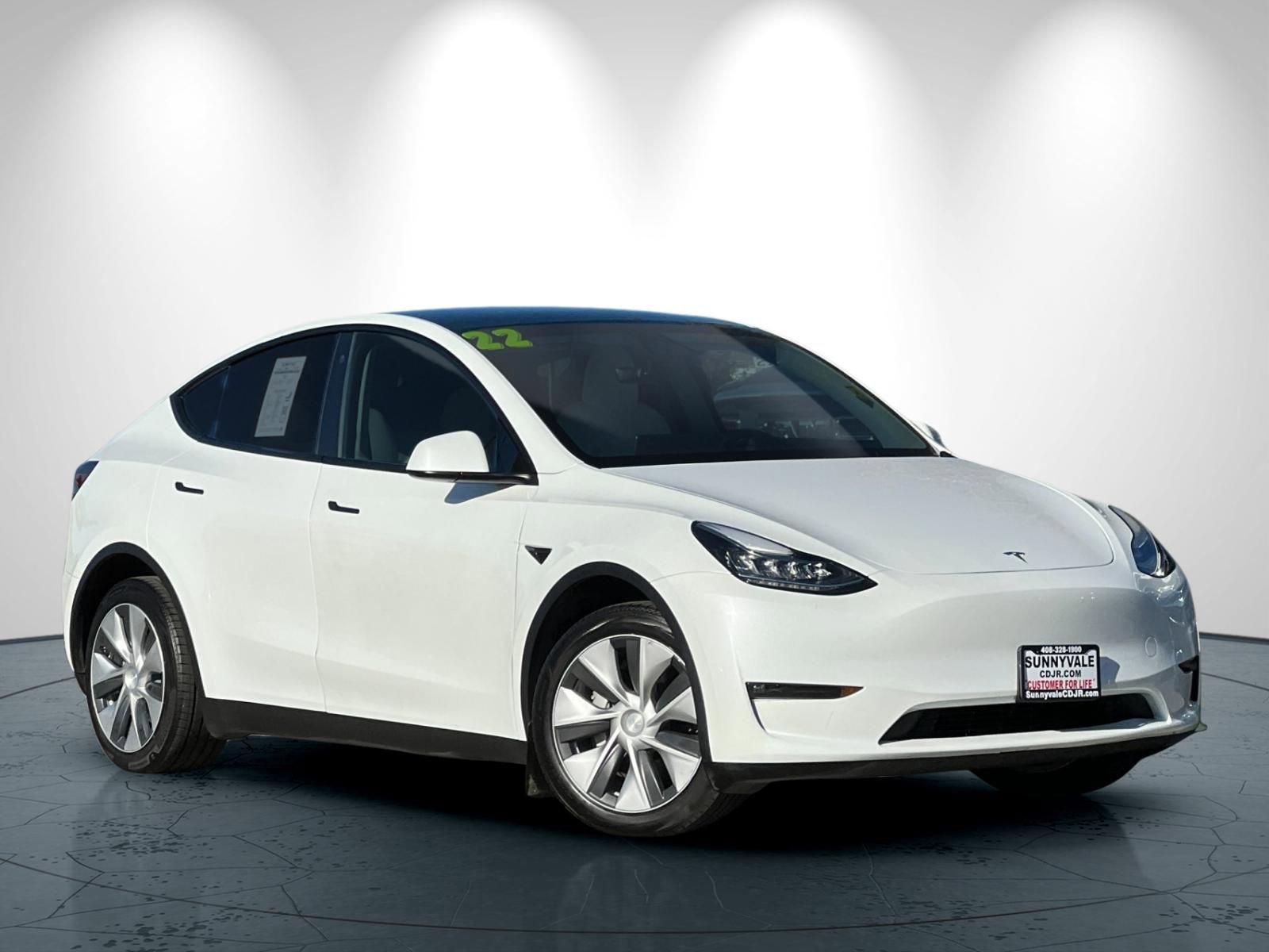 Used 2023 Tesla Model Y Long Range image 2