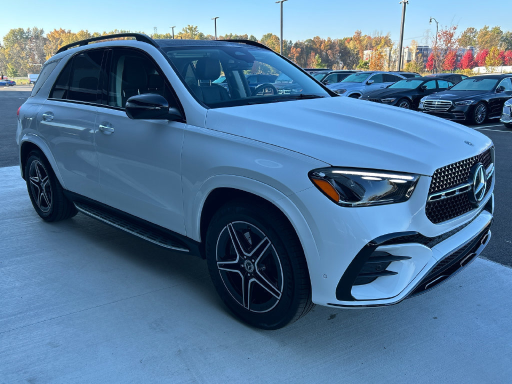 Used 2024 Mercedes-Benz GLE 350 4MATIC image 2