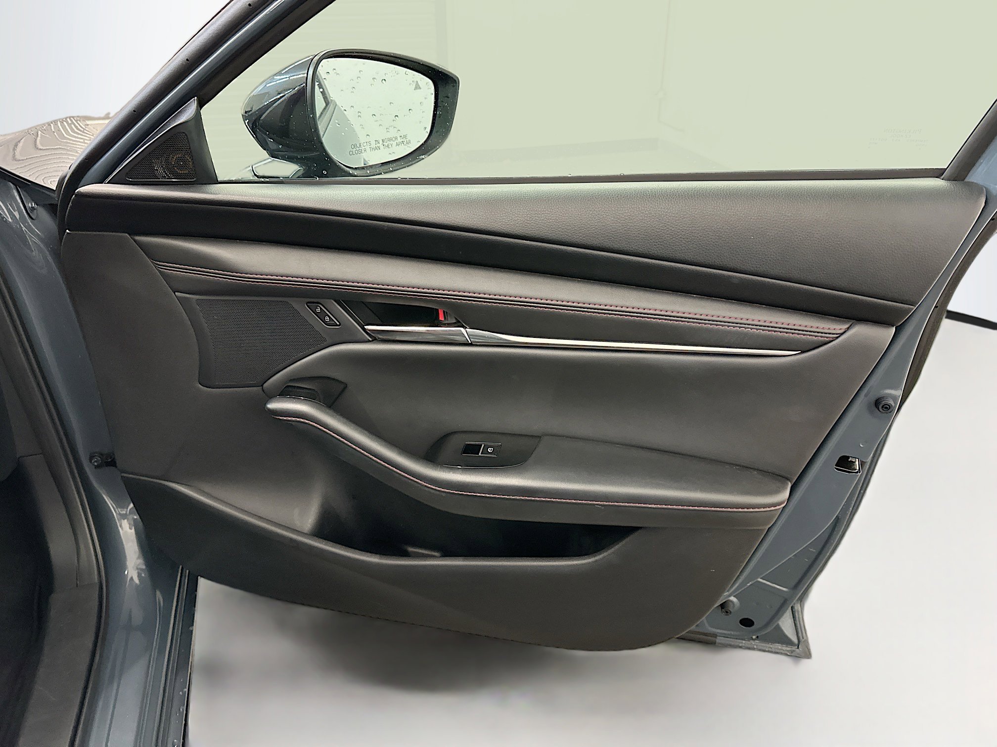 Used 2024 MAZDA MAZDA3 s image 34