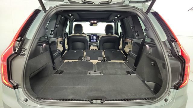 Used 2027 Volvo XC90 B6 Plus AWD/4WD image 45