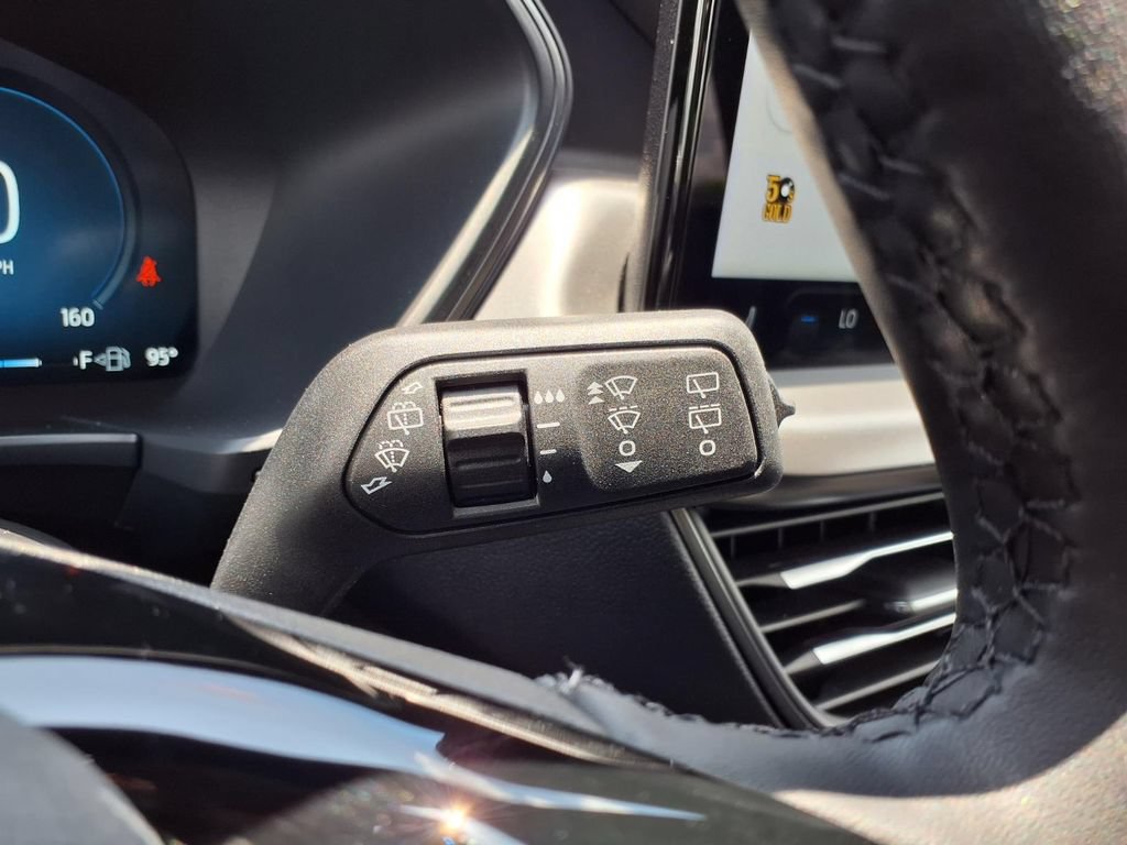 Used 2023 Ford Escape Active w/ Tech Pack #2 FWD image 19