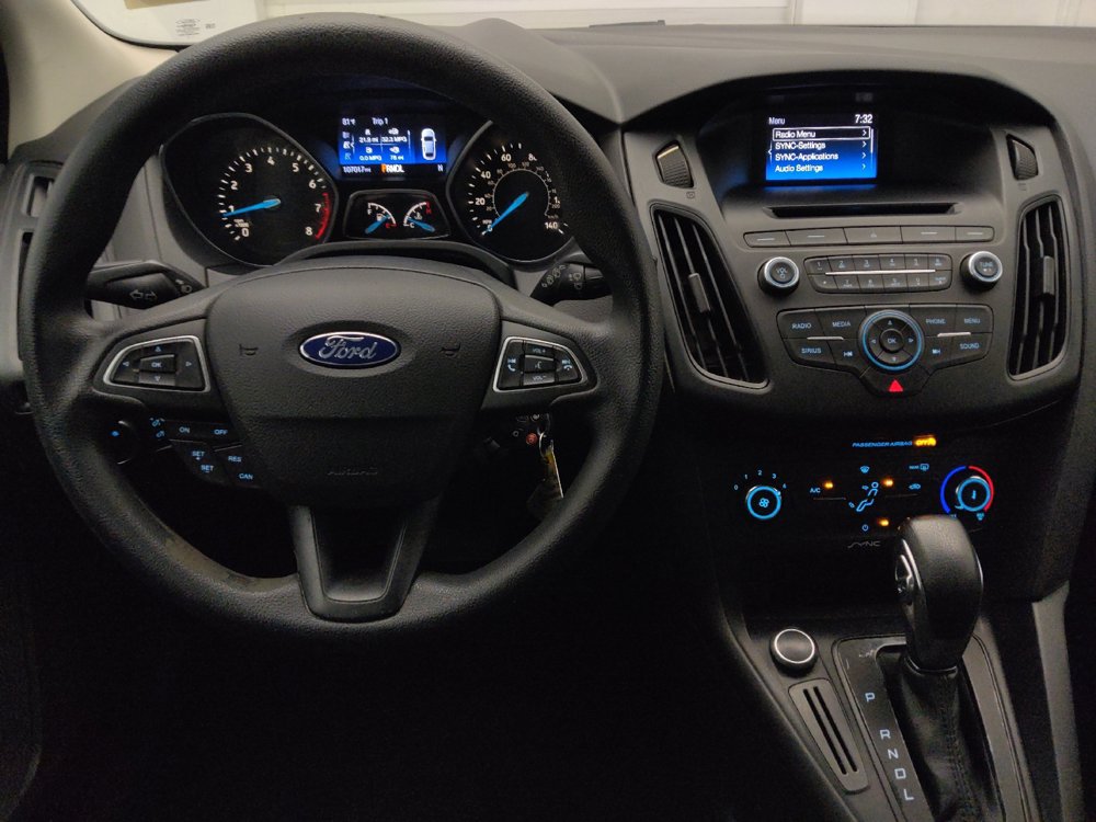 Used 2017 Ford Focus SE FWD image 22