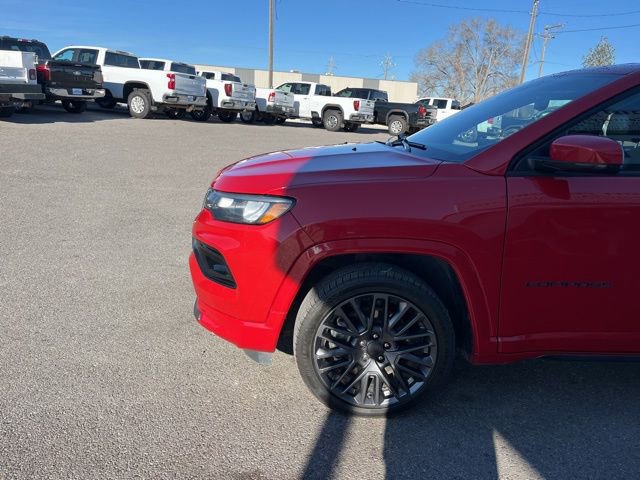 Used 2023 Jeep Compass Limited AWD/4WD image 7