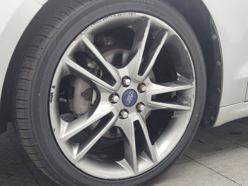 Used 2014 Ford Fusion Titanium FWD image 31